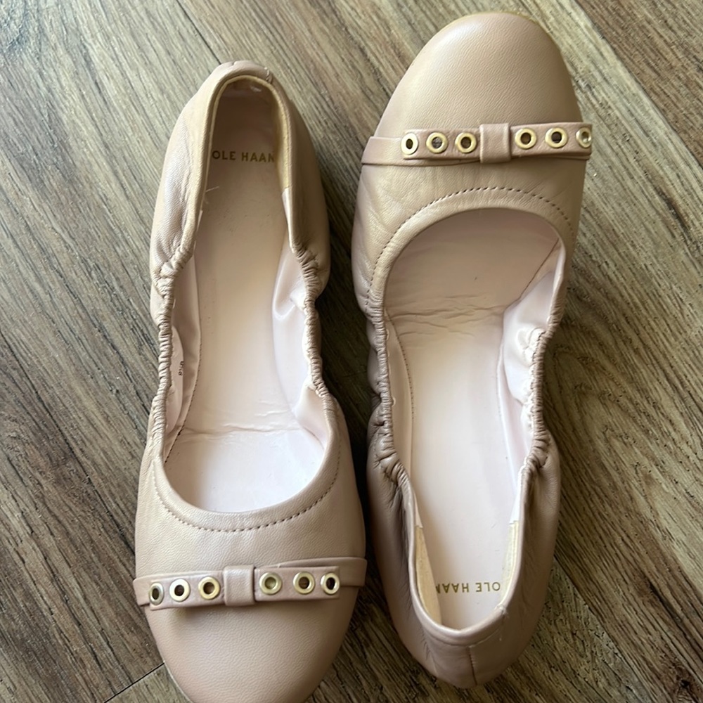 Cole Haan nude ballet flats, size 9.5 Like new!